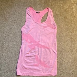 Oiselle Flyte tank, light pink size small,
